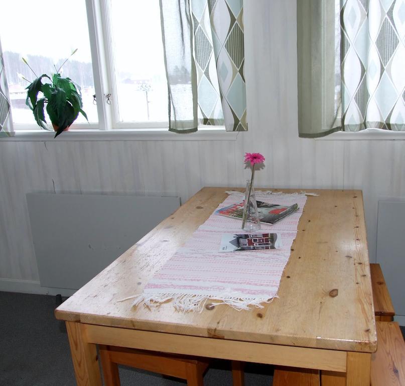 Hovra Vandrarhem Håvra Rum bild